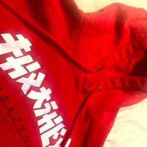 Red the size is a medium